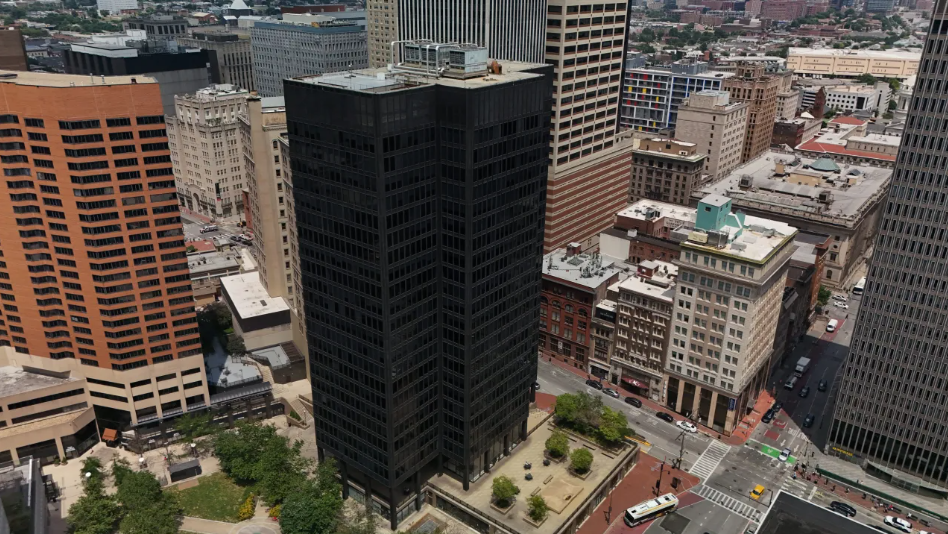 A photograph of the One Charles Center building in Baltimore, Maryland
